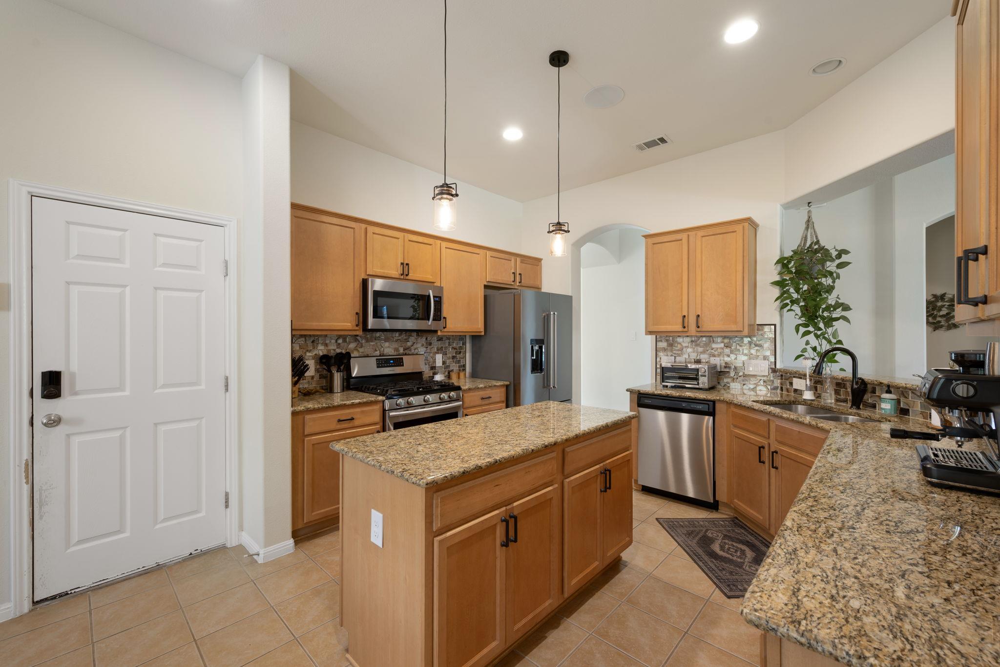 2405 Tumbling River Dr, Leander, TX 78641