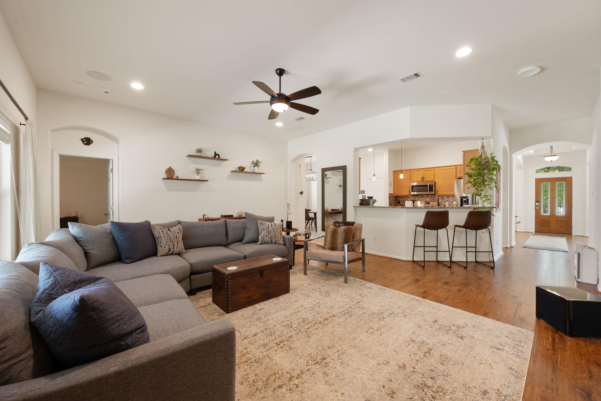 2405 Tumbling River Dr, Leander, TX 78641