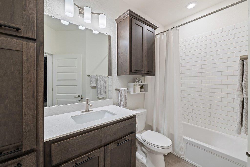 103 Cartwheel Bnd # 51, Austin, TX 78738