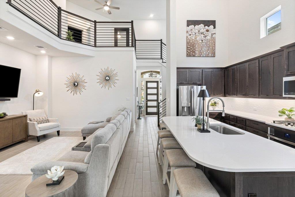 103 Cartwheel Bnd # 51, Austin, TX 78738