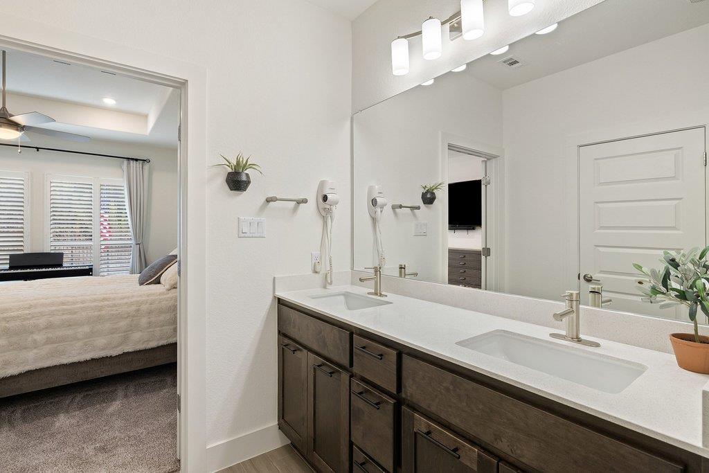 103 Cartwheel Bnd # 51, Austin, TX 78738