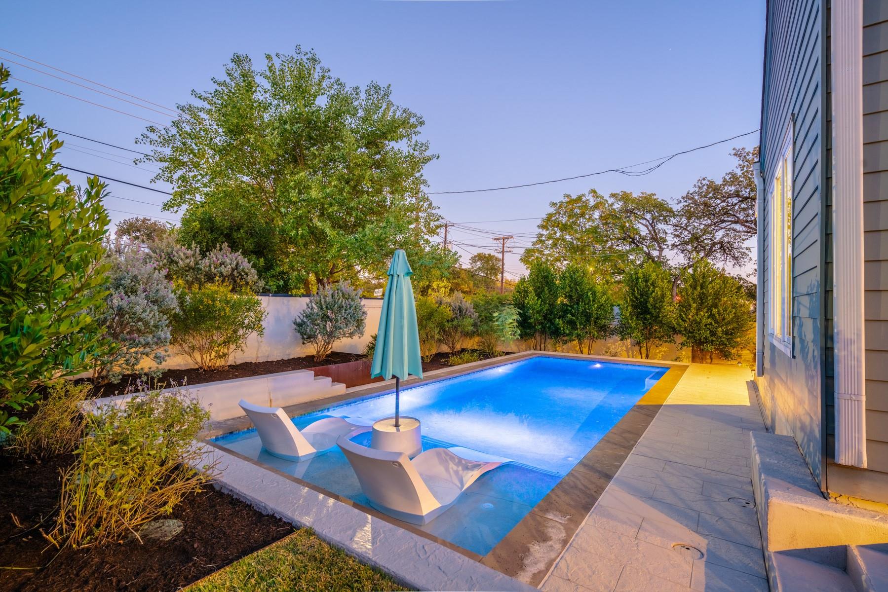 2105 Enfield Rd # A, Austin, TX 78703