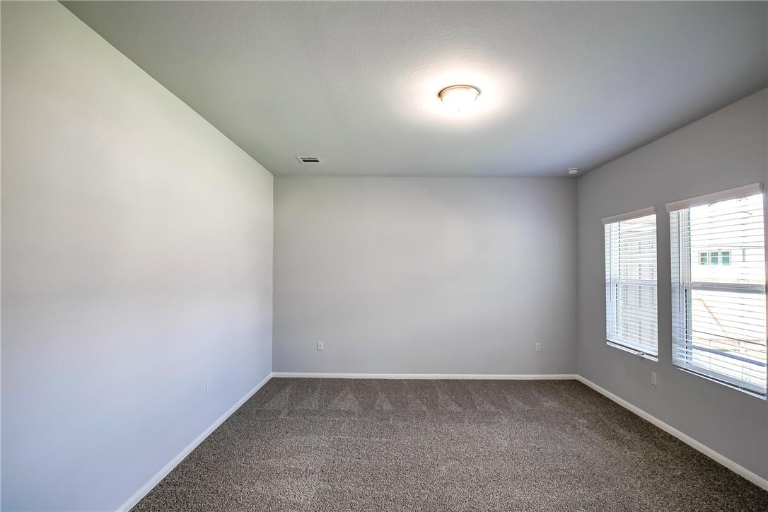 509 Pulitzer Dr, Hutto, TX 78634