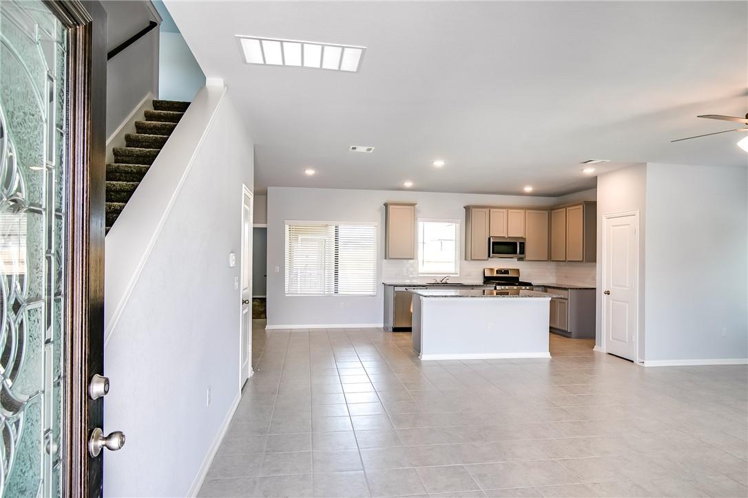 509 Pulitzer Dr, Hutto, TX 78634