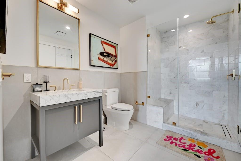 70 Rainey St # 1306, Austin, TX 78701