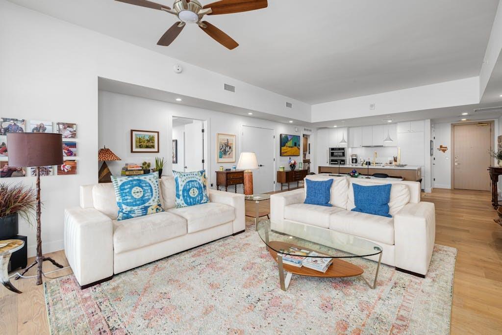 70 Rainey St # 1306, Austin, TX 78701