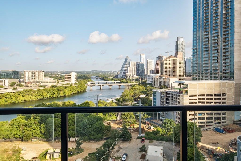 70 Rainey St # 1306, Austin, TX 78701