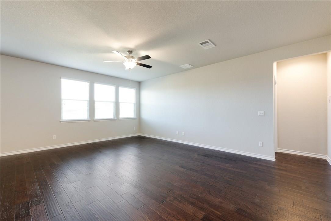 3721 SOFT SHORE Ln, Pflugerville, TX 78660