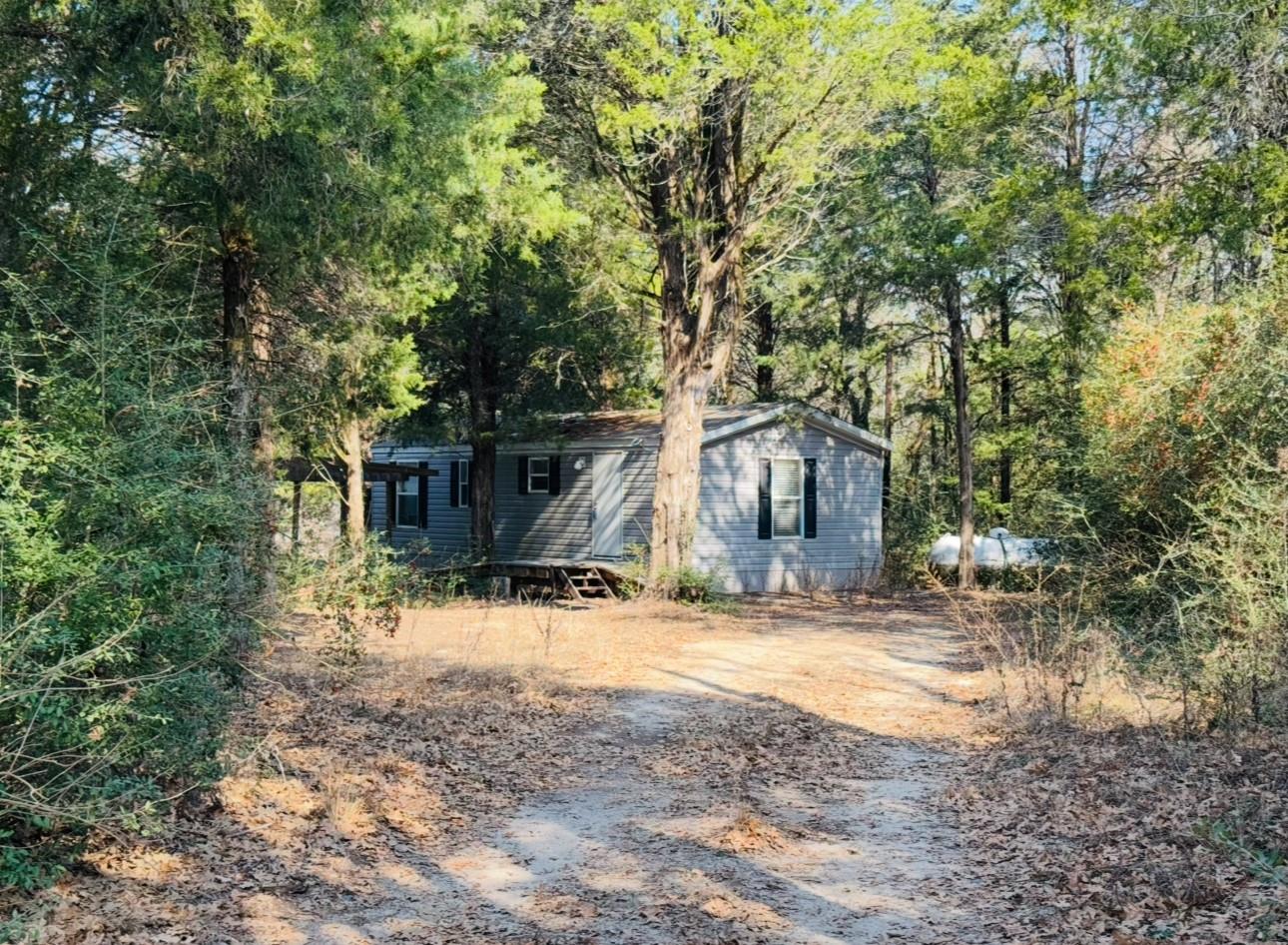 1575 County Road B Rd, Lexington, TX 78947