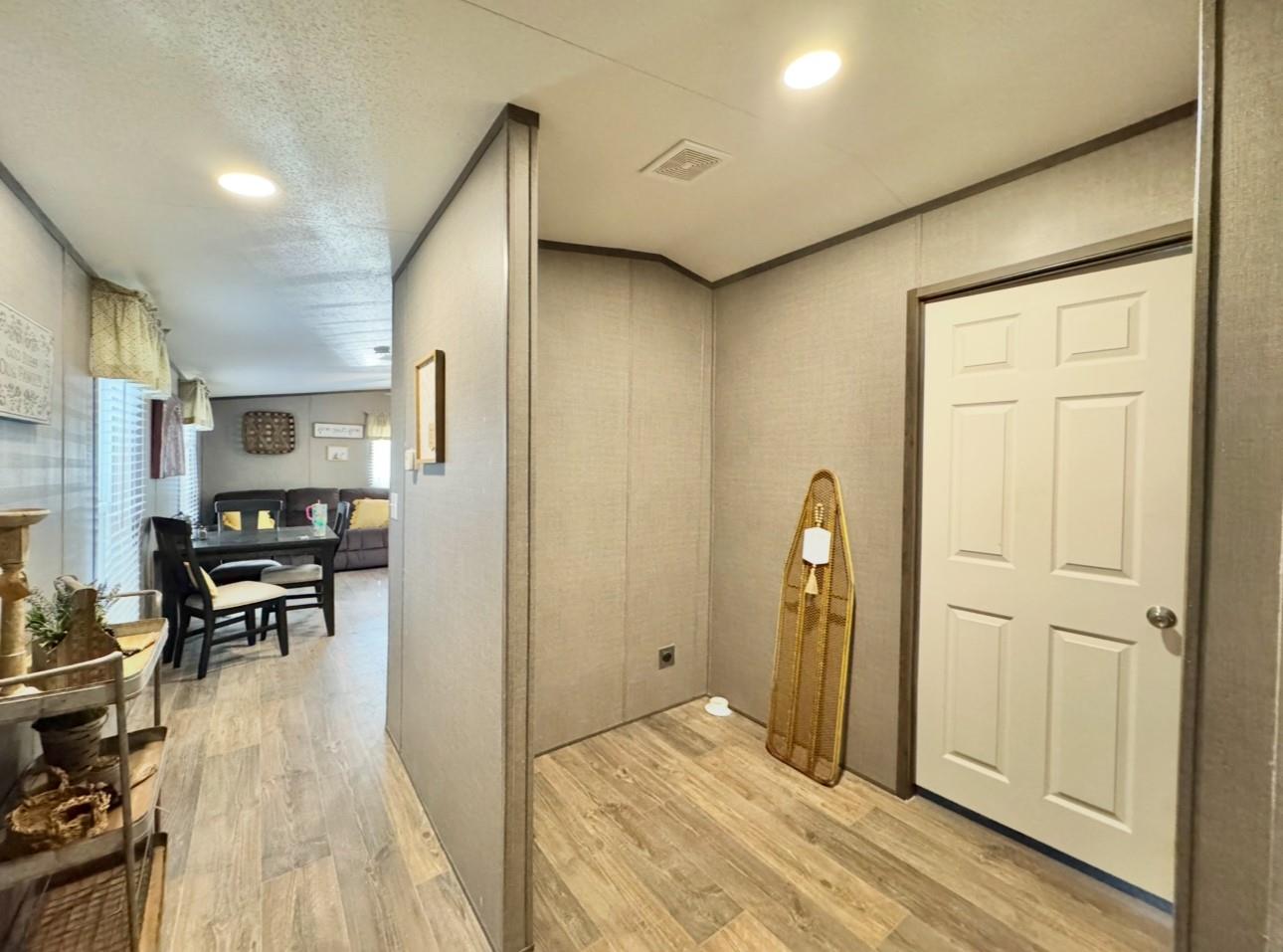 1575 County Road B Rd, Lexington, TX 78947