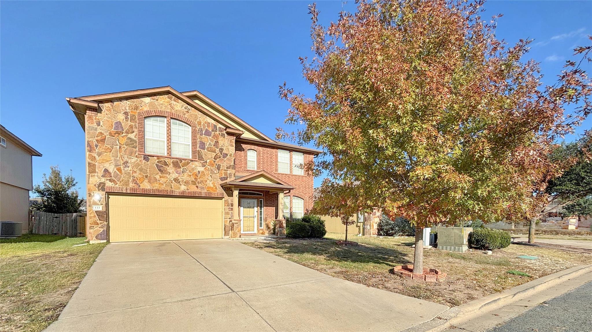 133 S Langtry Ln, Jarrell, TX 76537