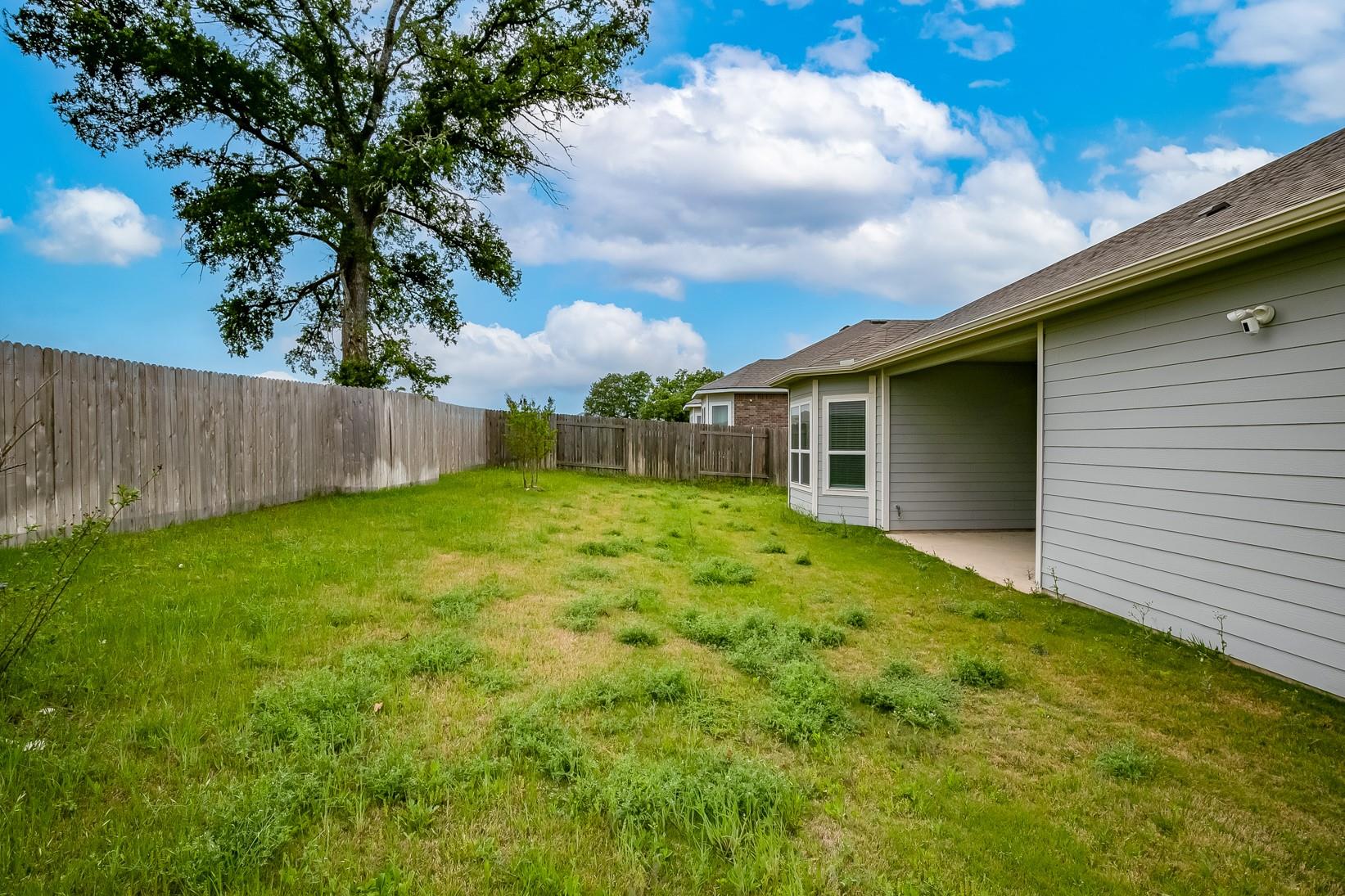 128 Ridgeview Ct, Georgetown, TX 78628