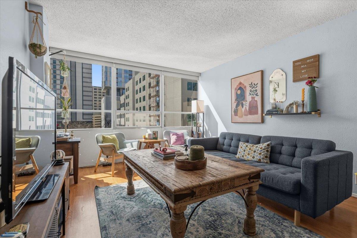 1800 Lavaca St # A305, Austin, TX 78701