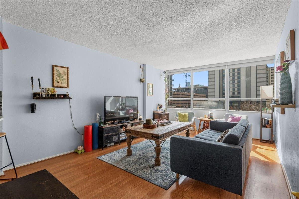 1800 Lavaca St # A305, Austin, TX 78701