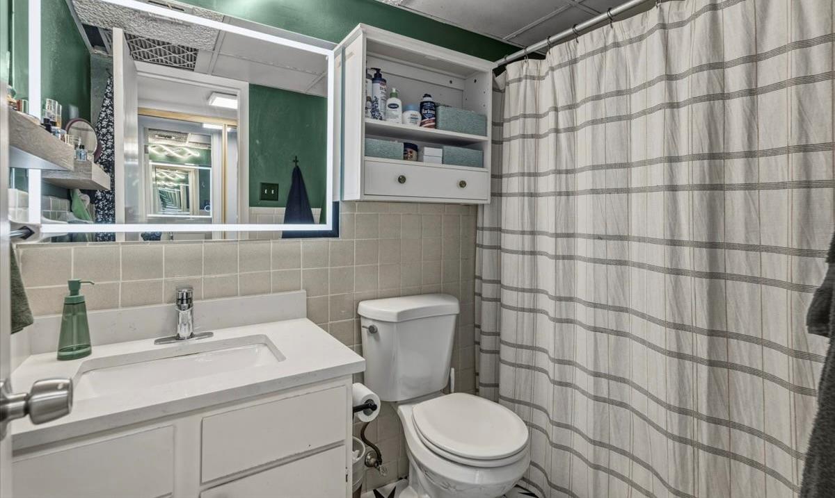 1800 Lavaca St # A305, Austin, TX 78701