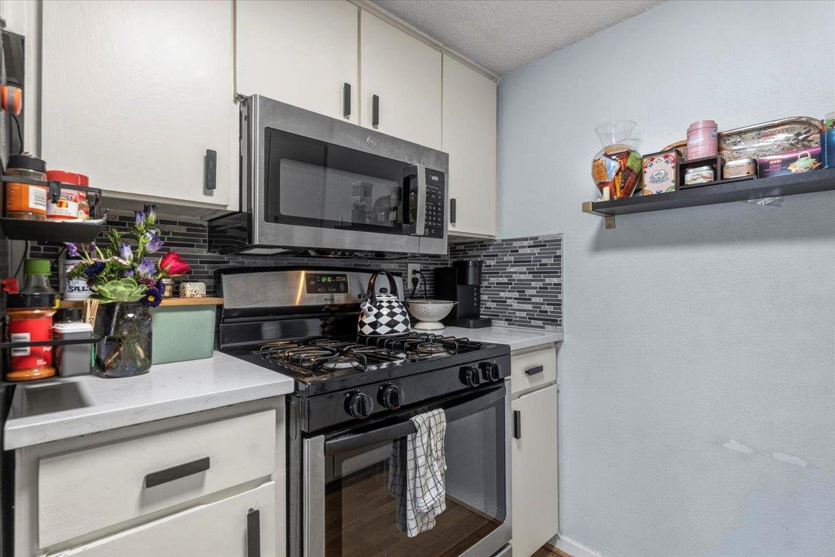 1800 Lavaca St # A305, Austin, TX 78701