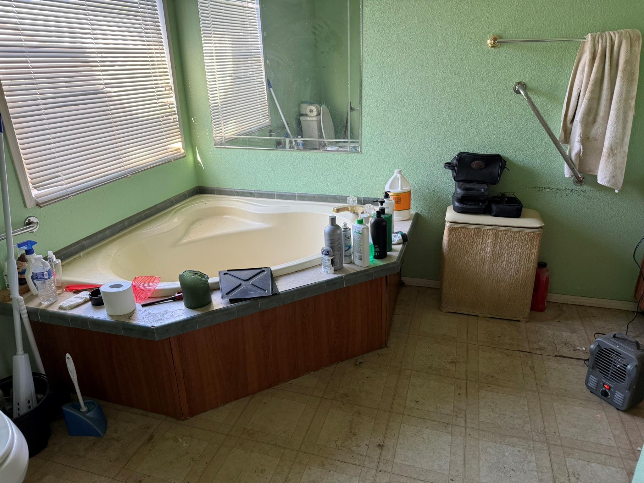 632 Academy St B St, Blanco, TX 78606