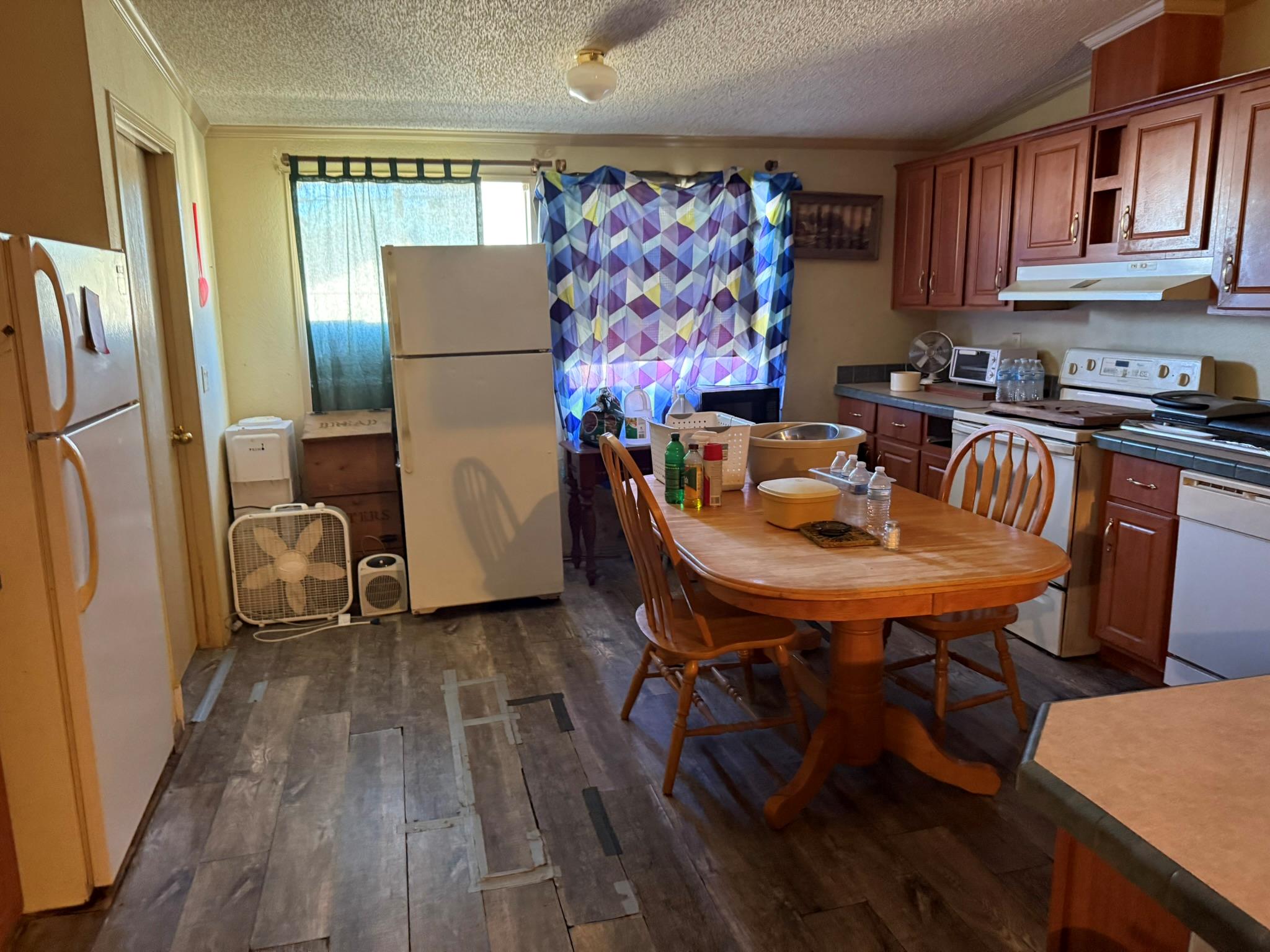 632 Academy St B St, Blanco, TX 78606