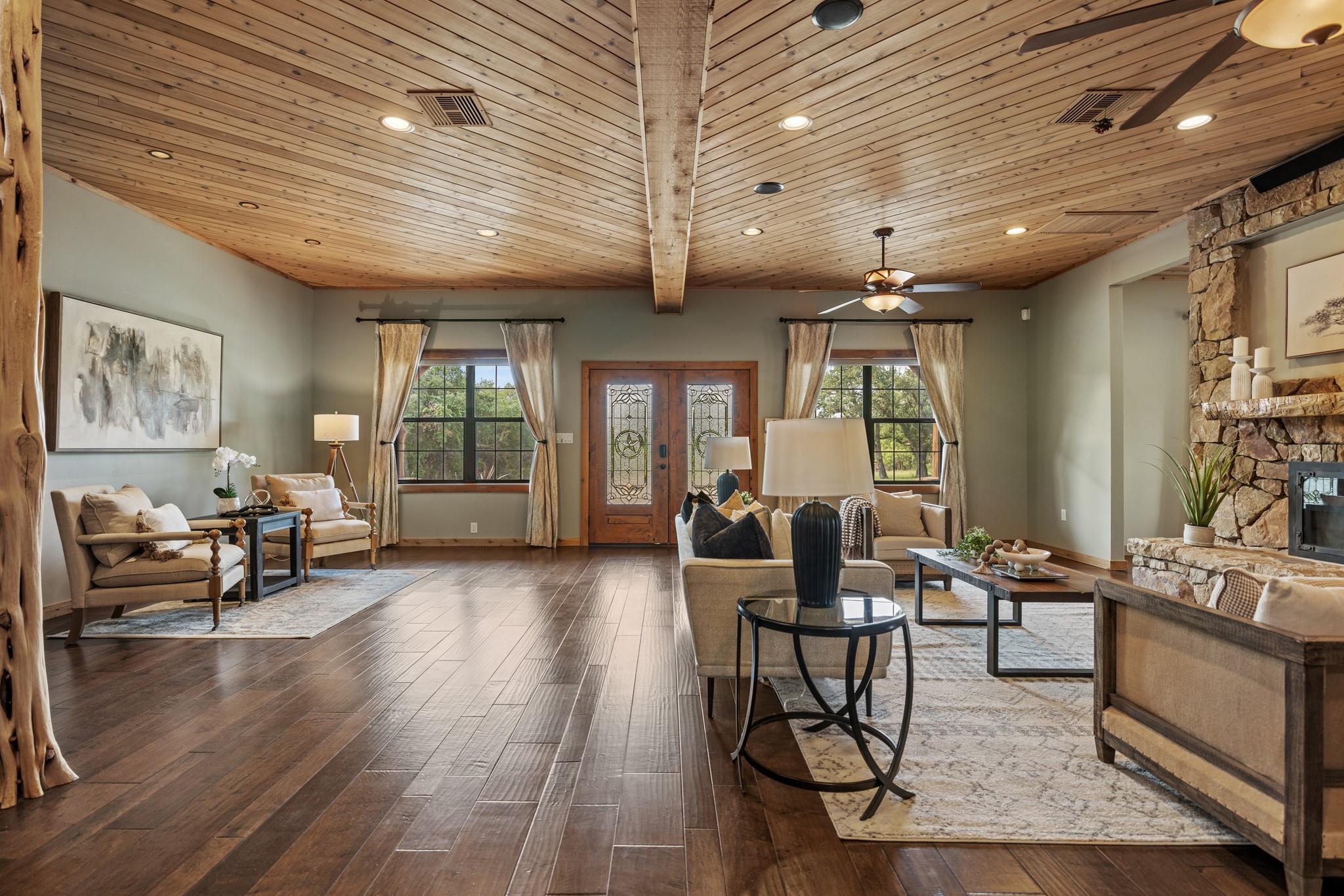 19505 Fm 150 W, Driftwood, TX 78619