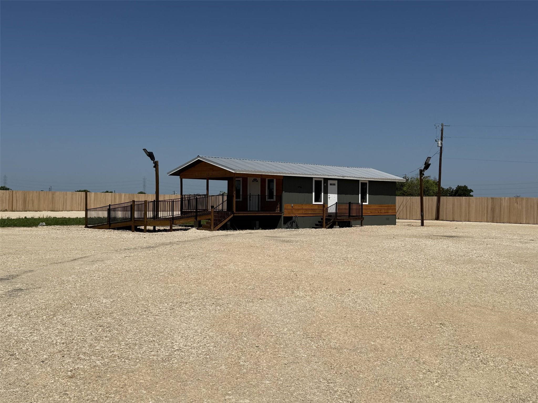 11808 US HWY 183 Highway, Buda, TX 78610