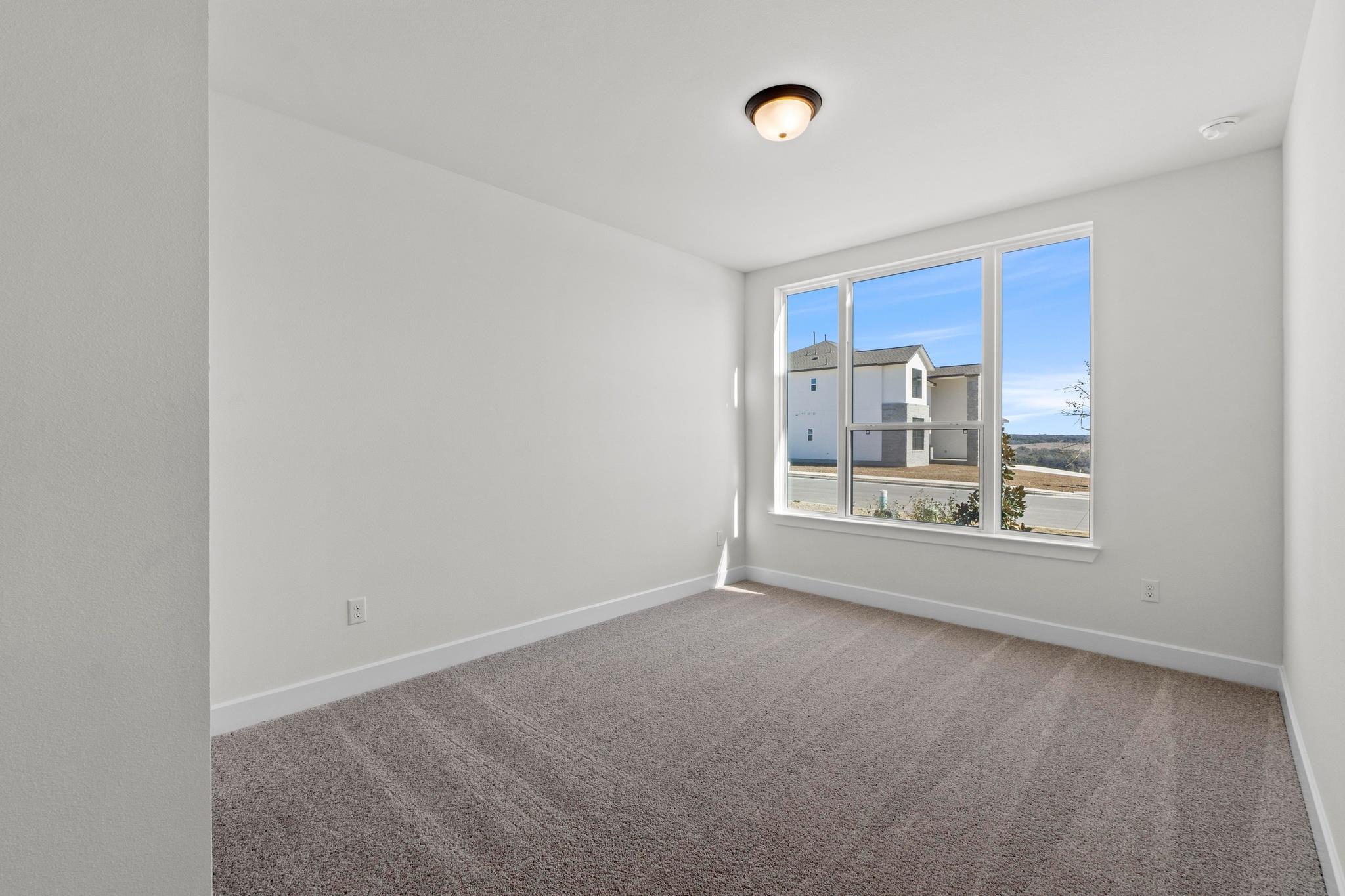 301 Sheepdog Dr, Liberty Hill, TX 78642