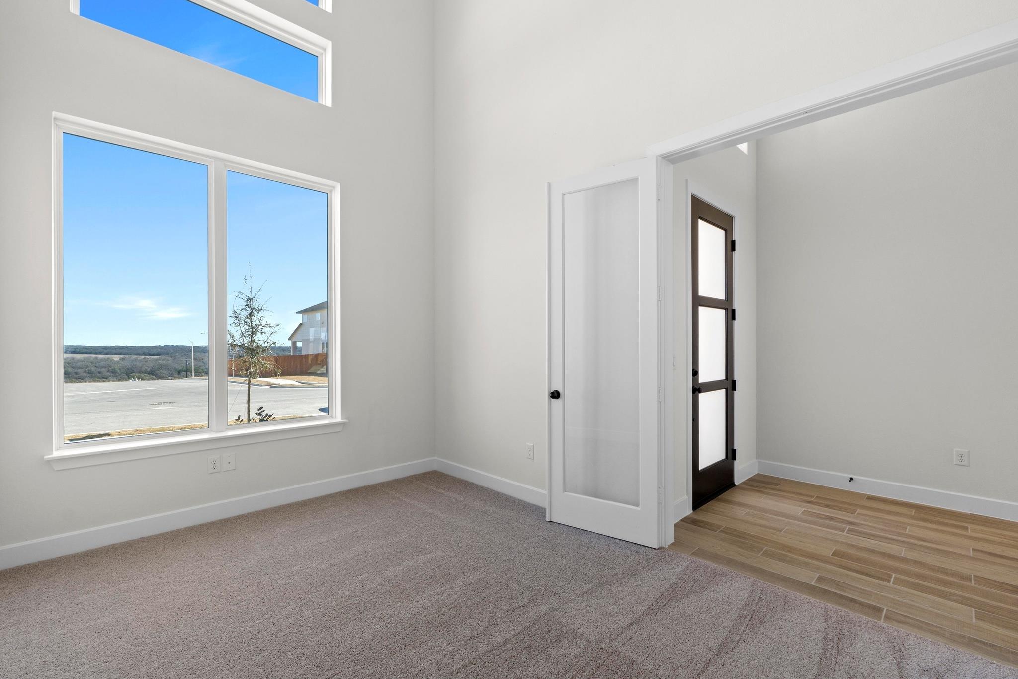 301 Sheepdog Dr, Liberty Hill, TX 78642