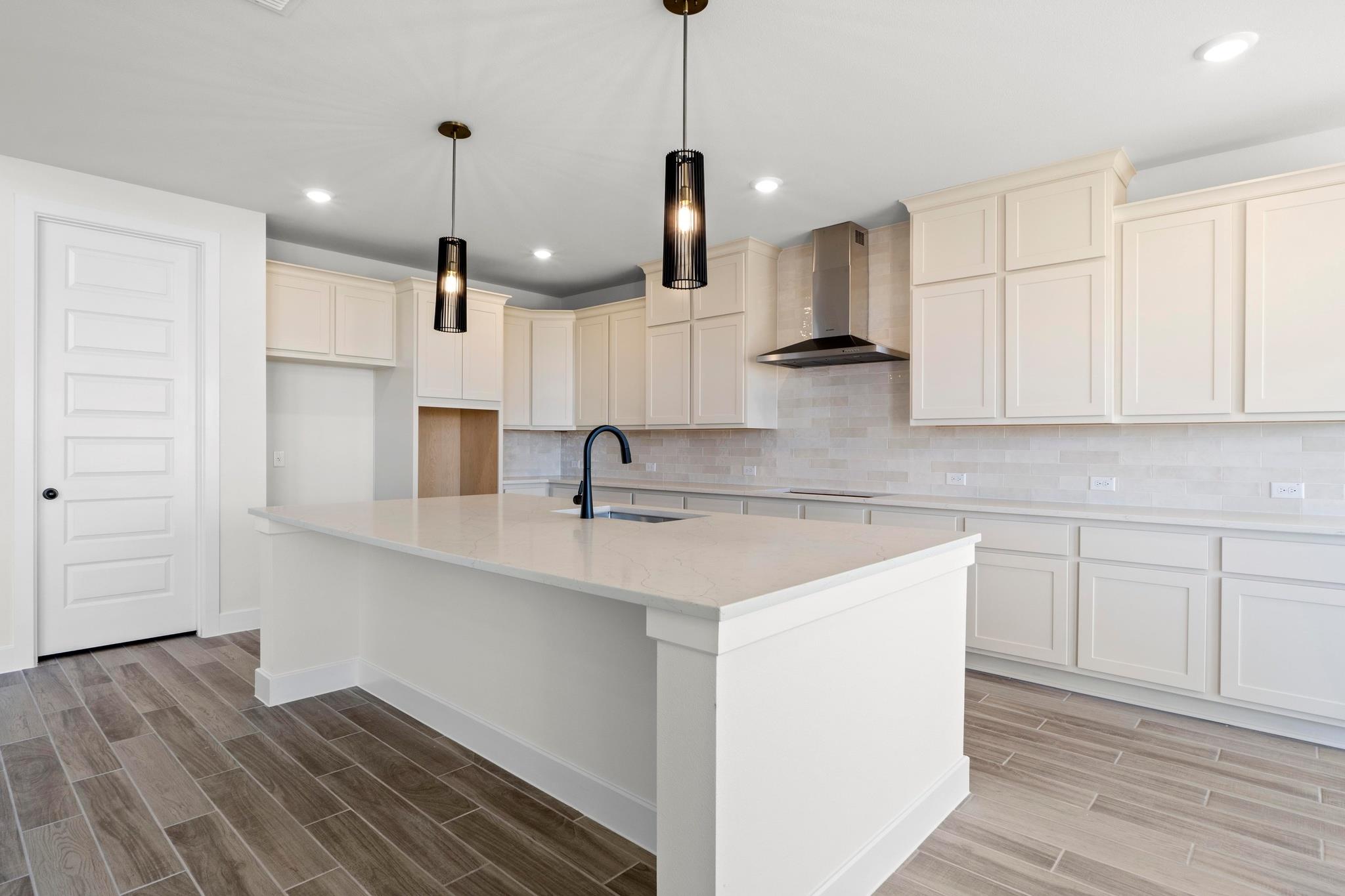 301 Sheepdog Dr, Liberty Hill, TX 78642