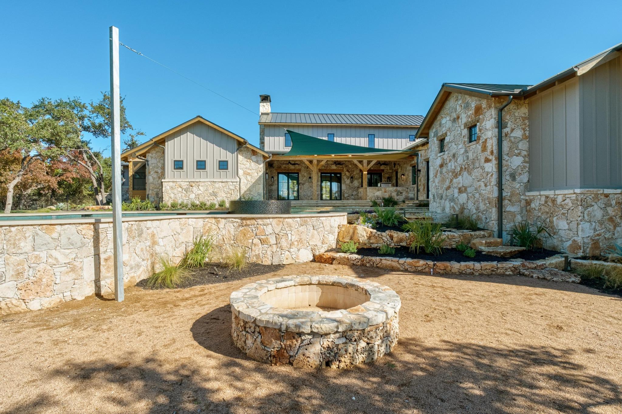 000 Old Red Ranch Rd, Dripping Springs, TX 78620