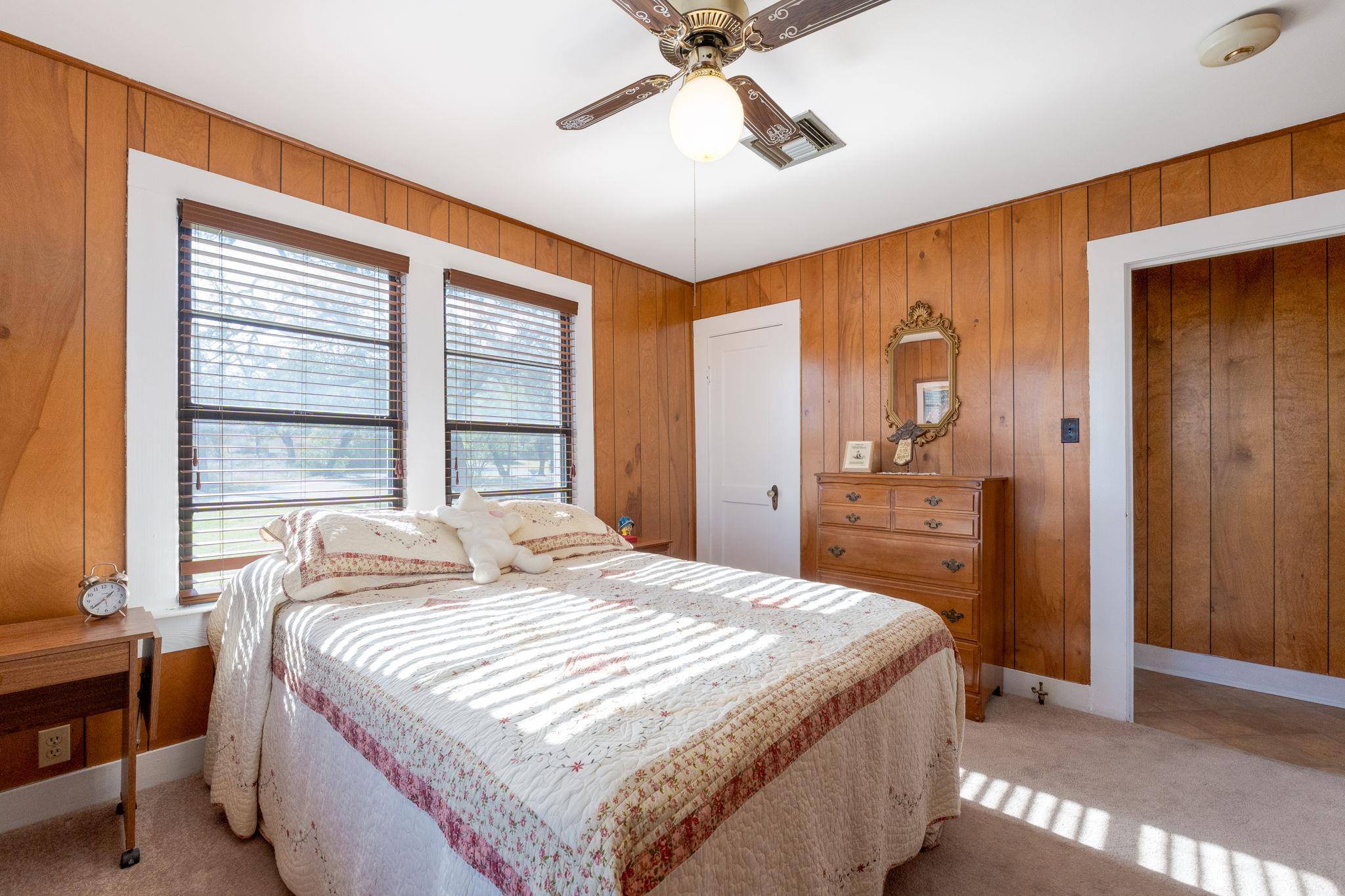 1003 N Ridge St, Lampasas, TX 76550