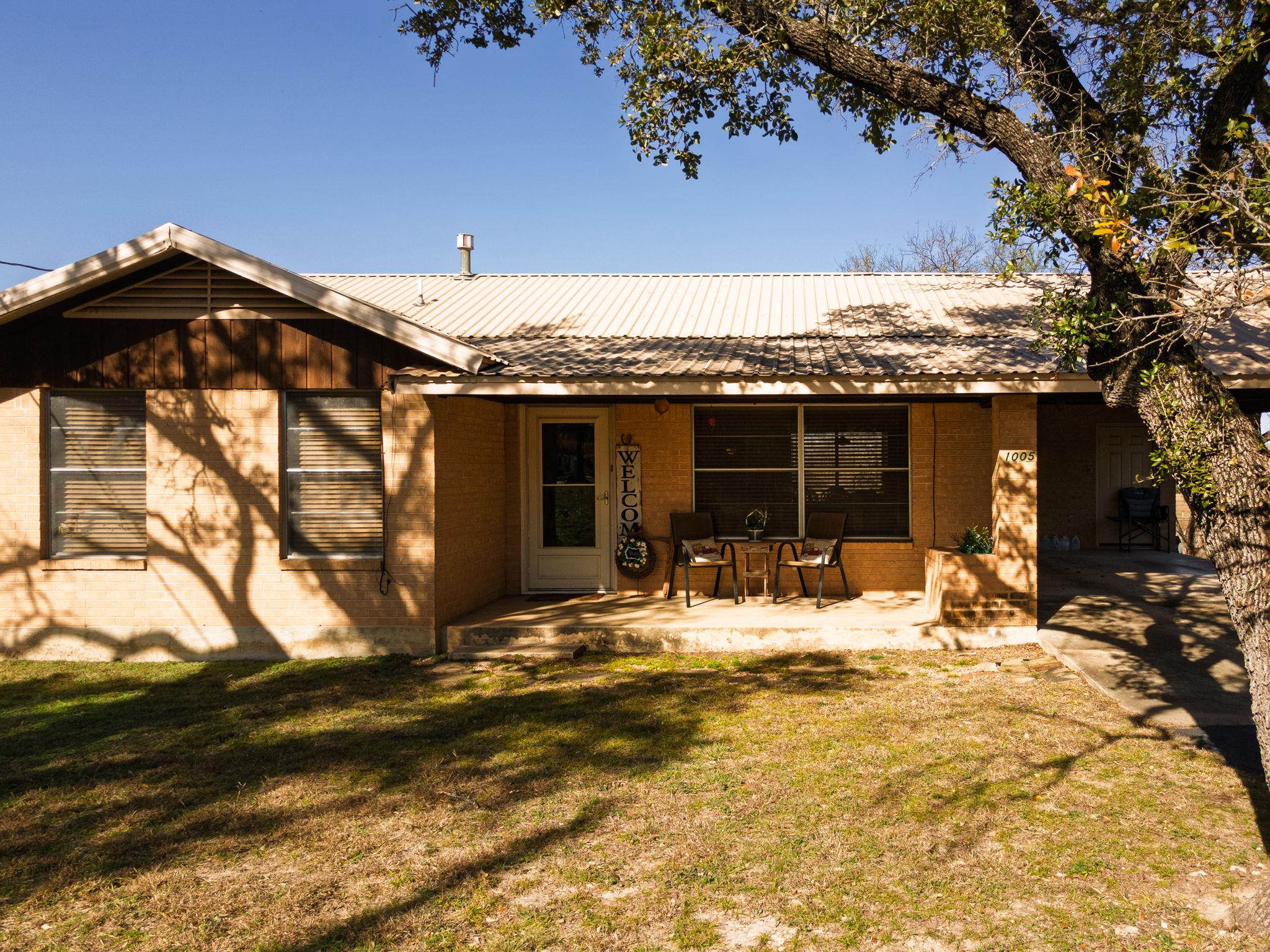 1003 N Ridge St, Lampasas, TX 76550