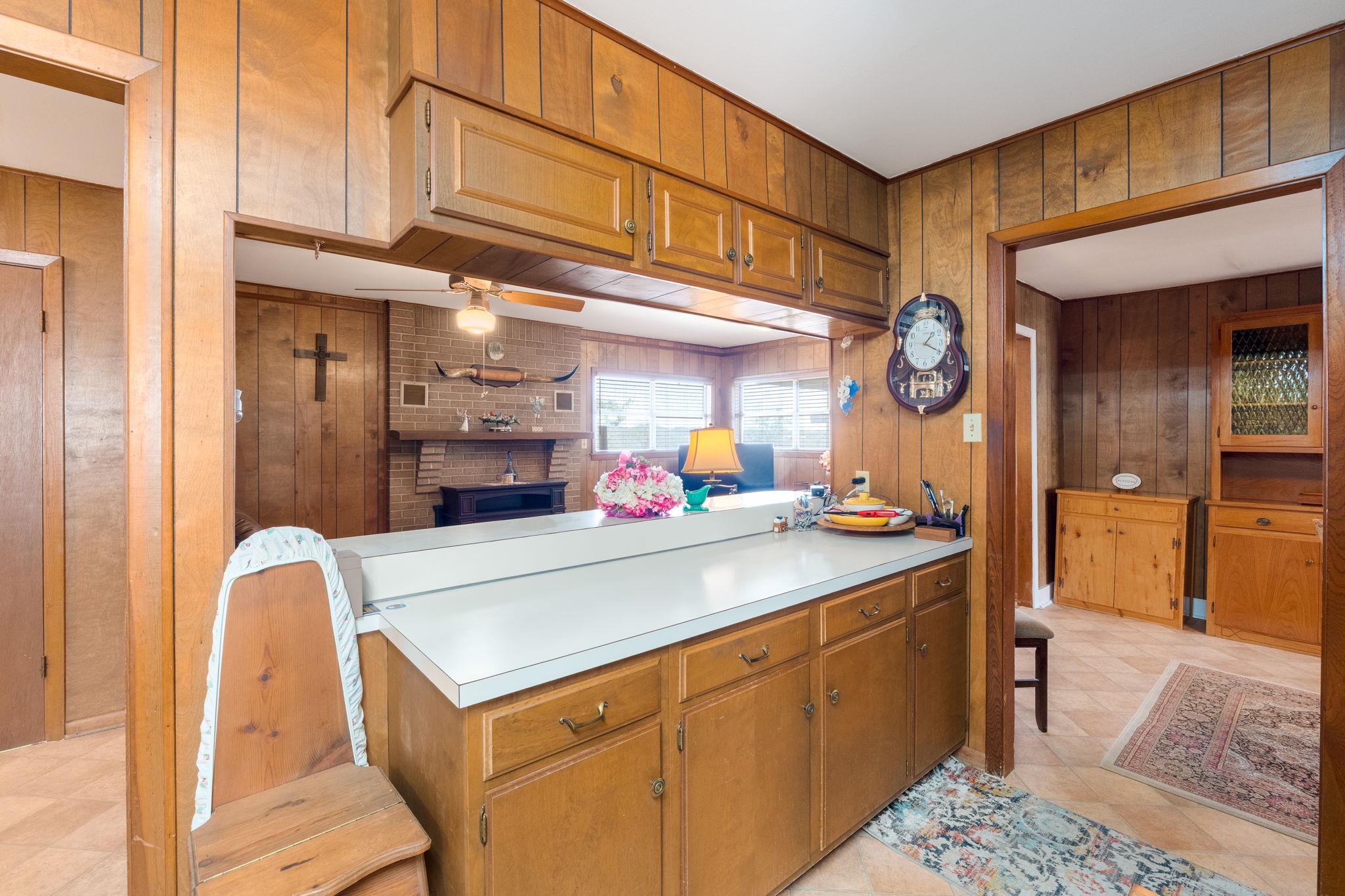 1003 N Ridge St, Lampasas, TX 76550