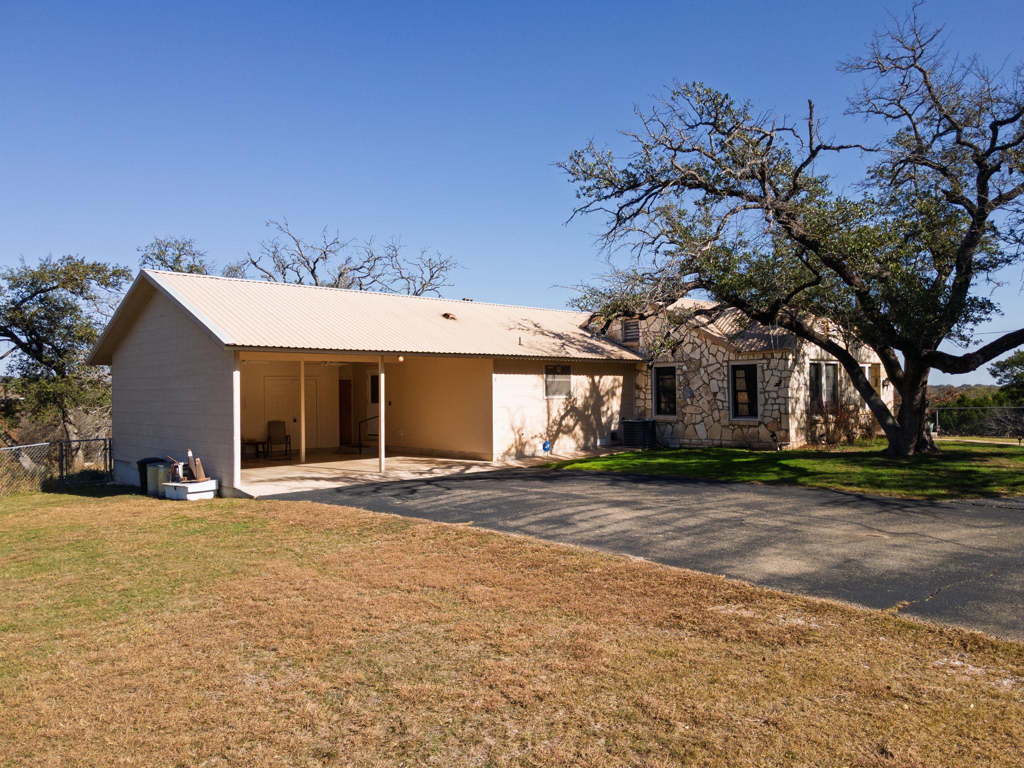 1003 N Ridge St, Lampasas, TX 76550