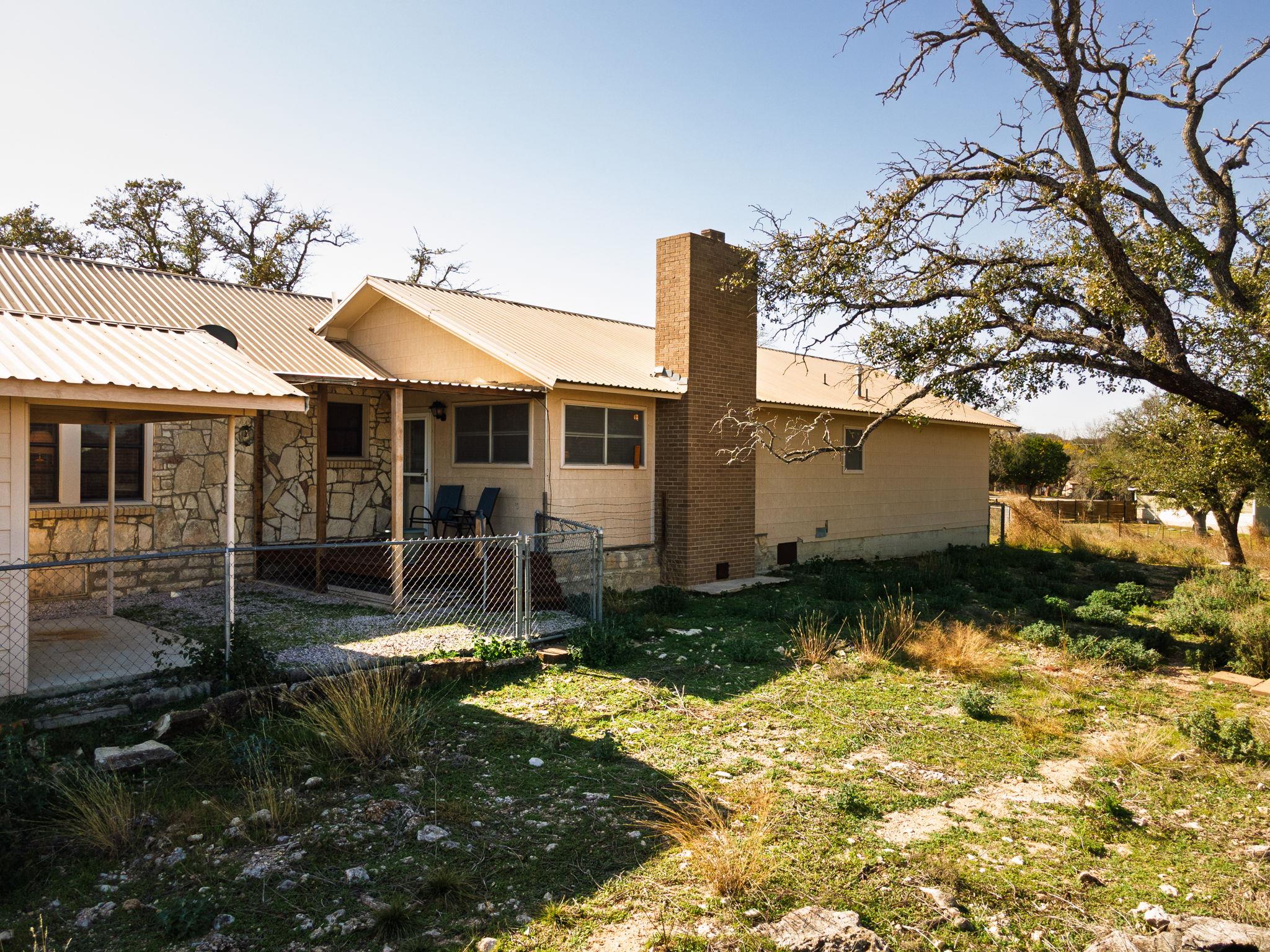1003 N Ridge St, Lampasas, TX 76550