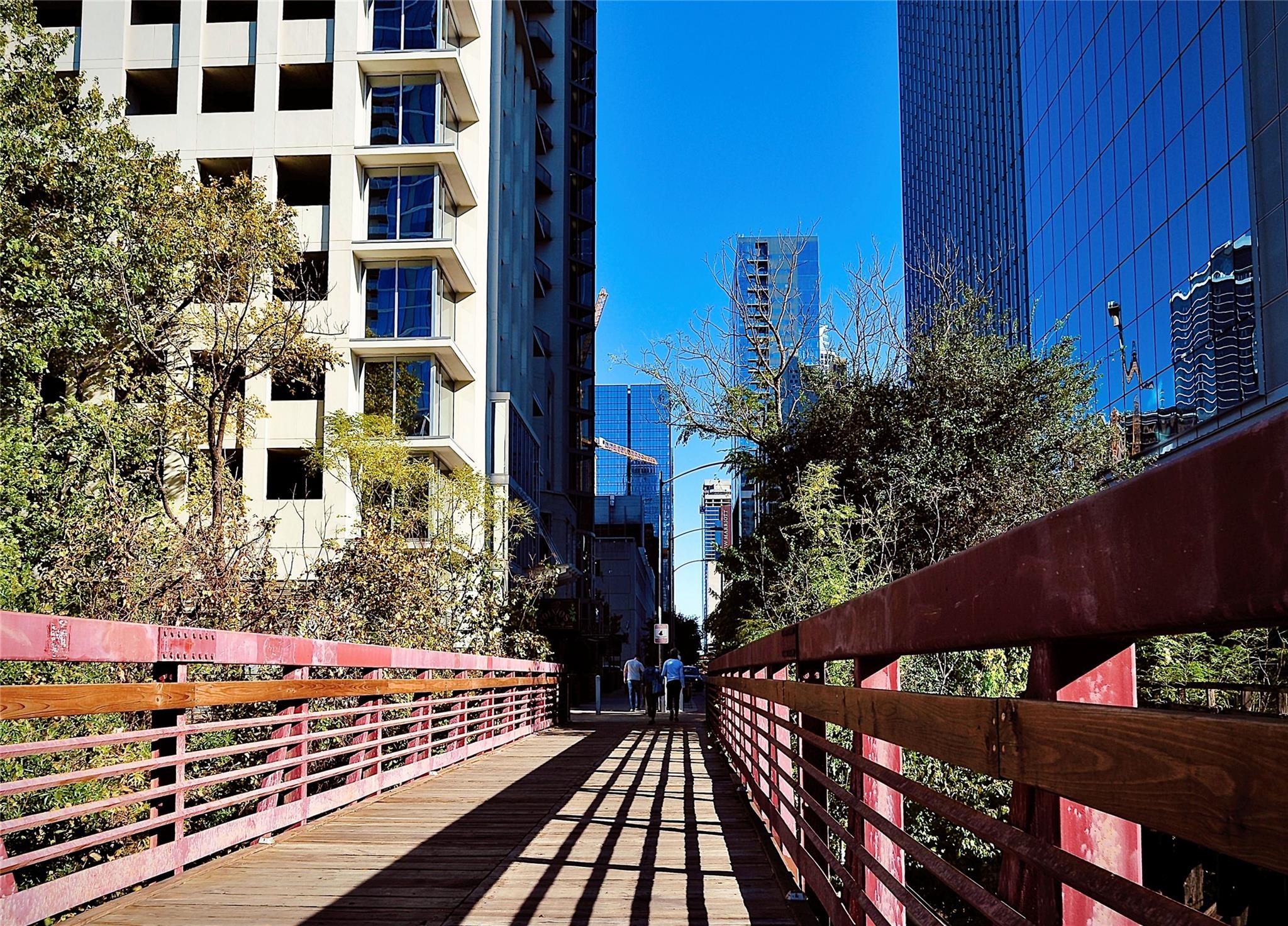 360 Nueces St # 913, Austin, TX 78701