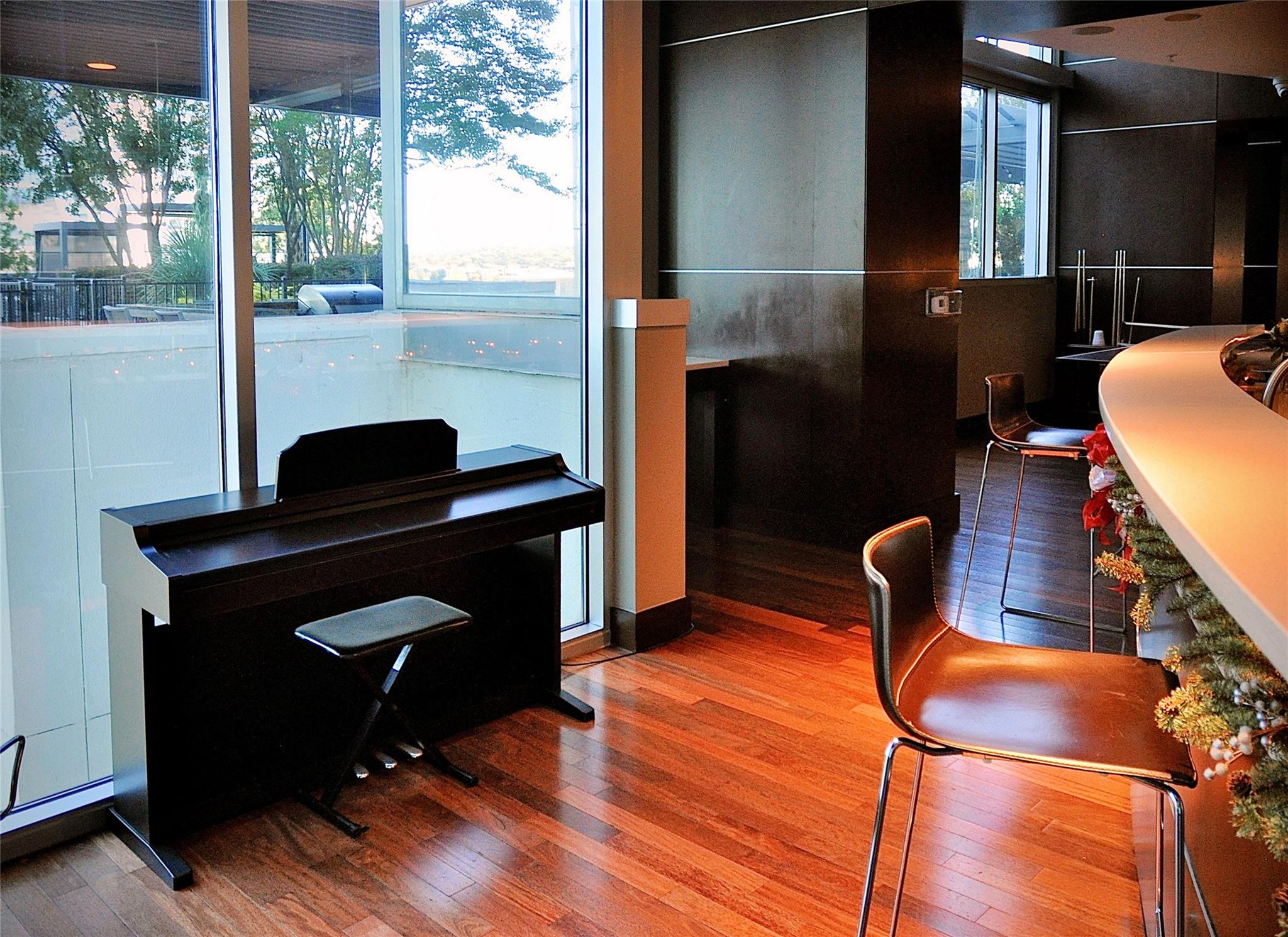 360 Nueces St # 913, Austin, TX 78701