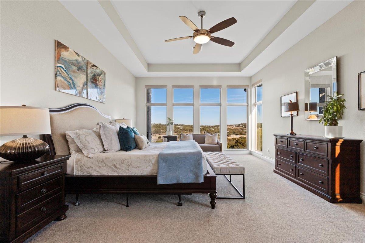 17825 Windecker Cv, Dripping Springs, TX 78620