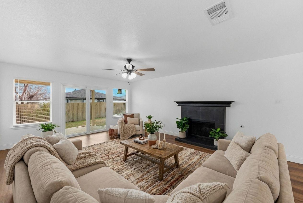 3817 Haleys Way, Round Rock, TX 78665