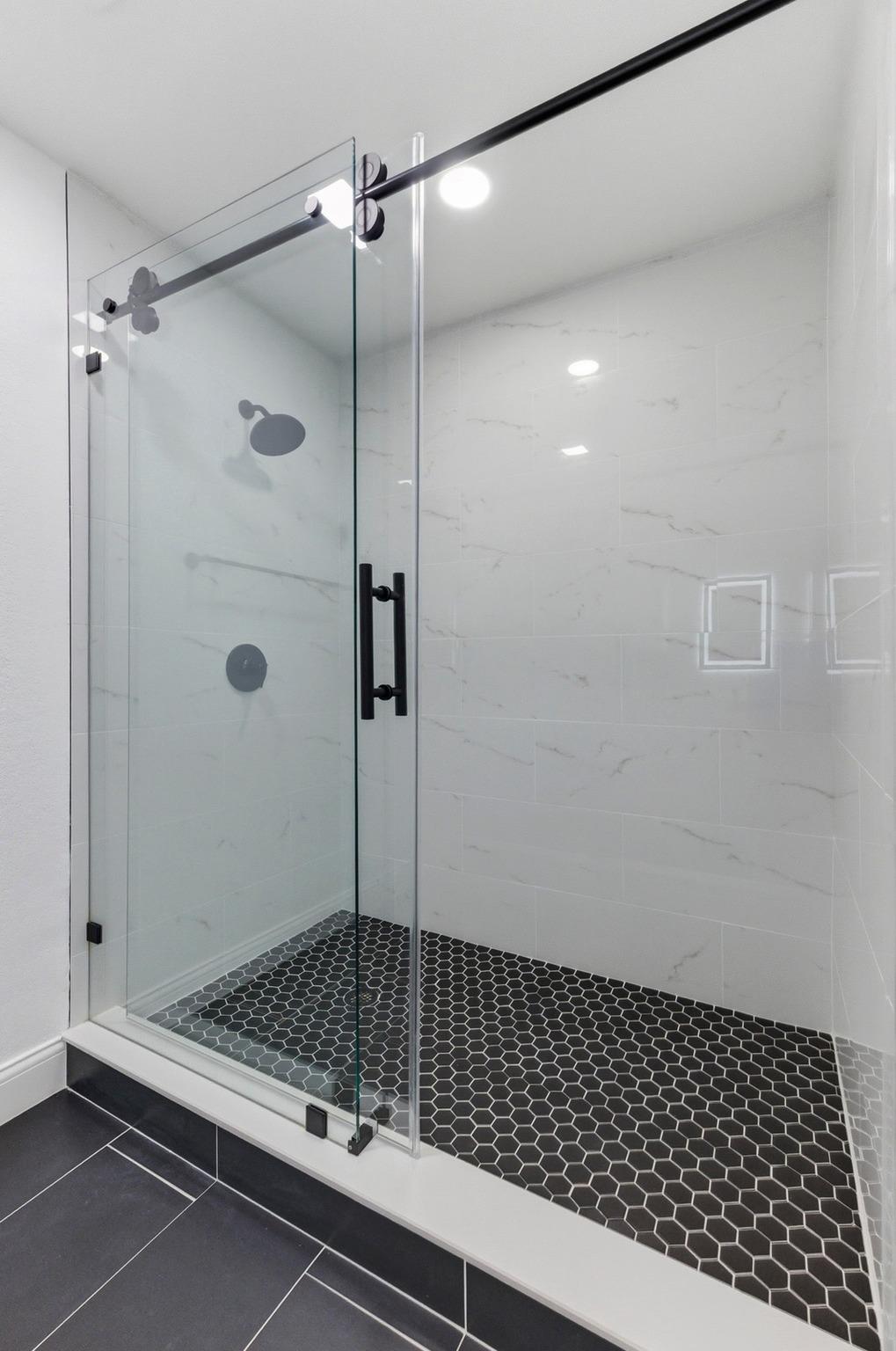 3817 Haleys Way, Round Rock, TX 78665