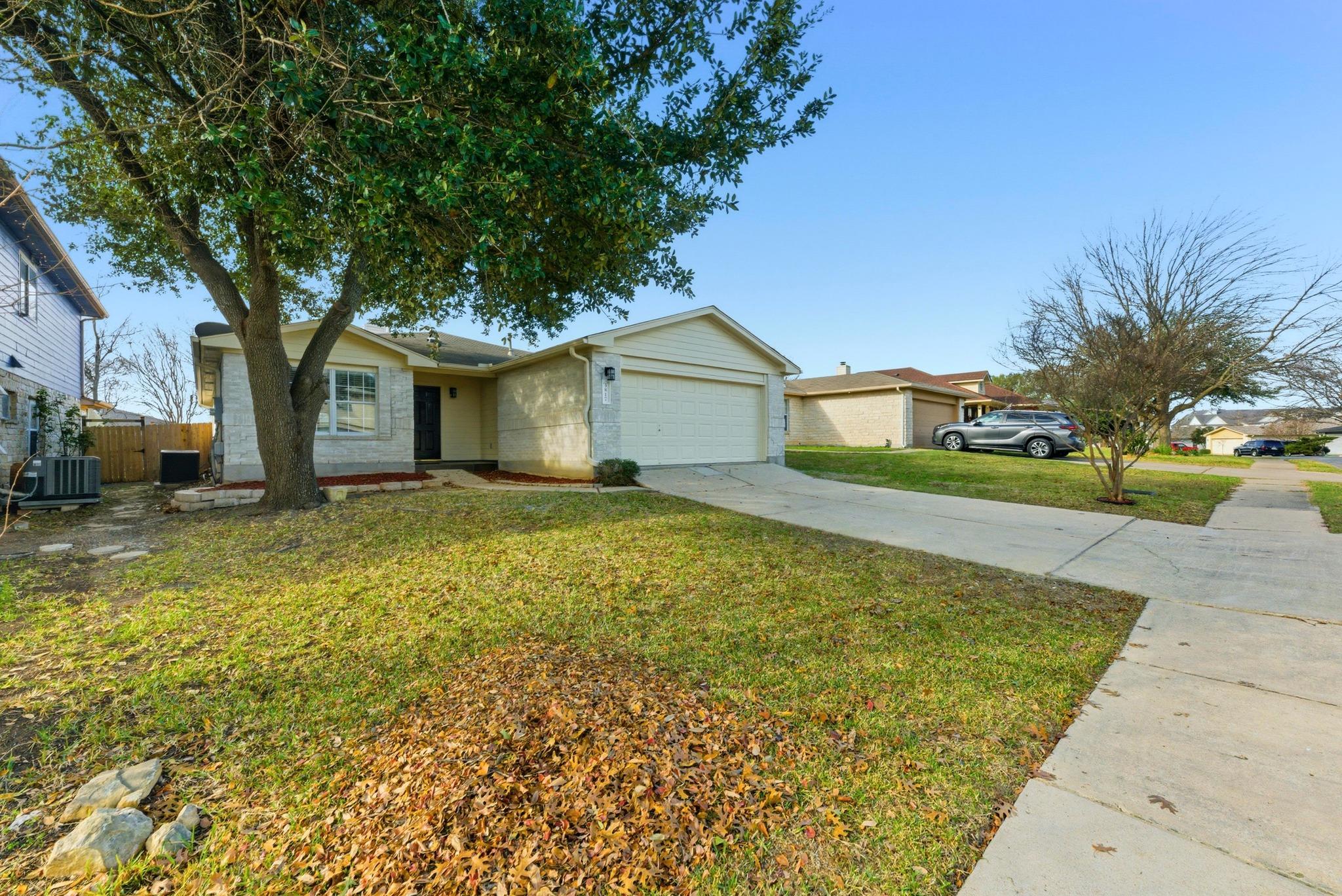 3817 Haleys Way, Round Rock, TX 78665