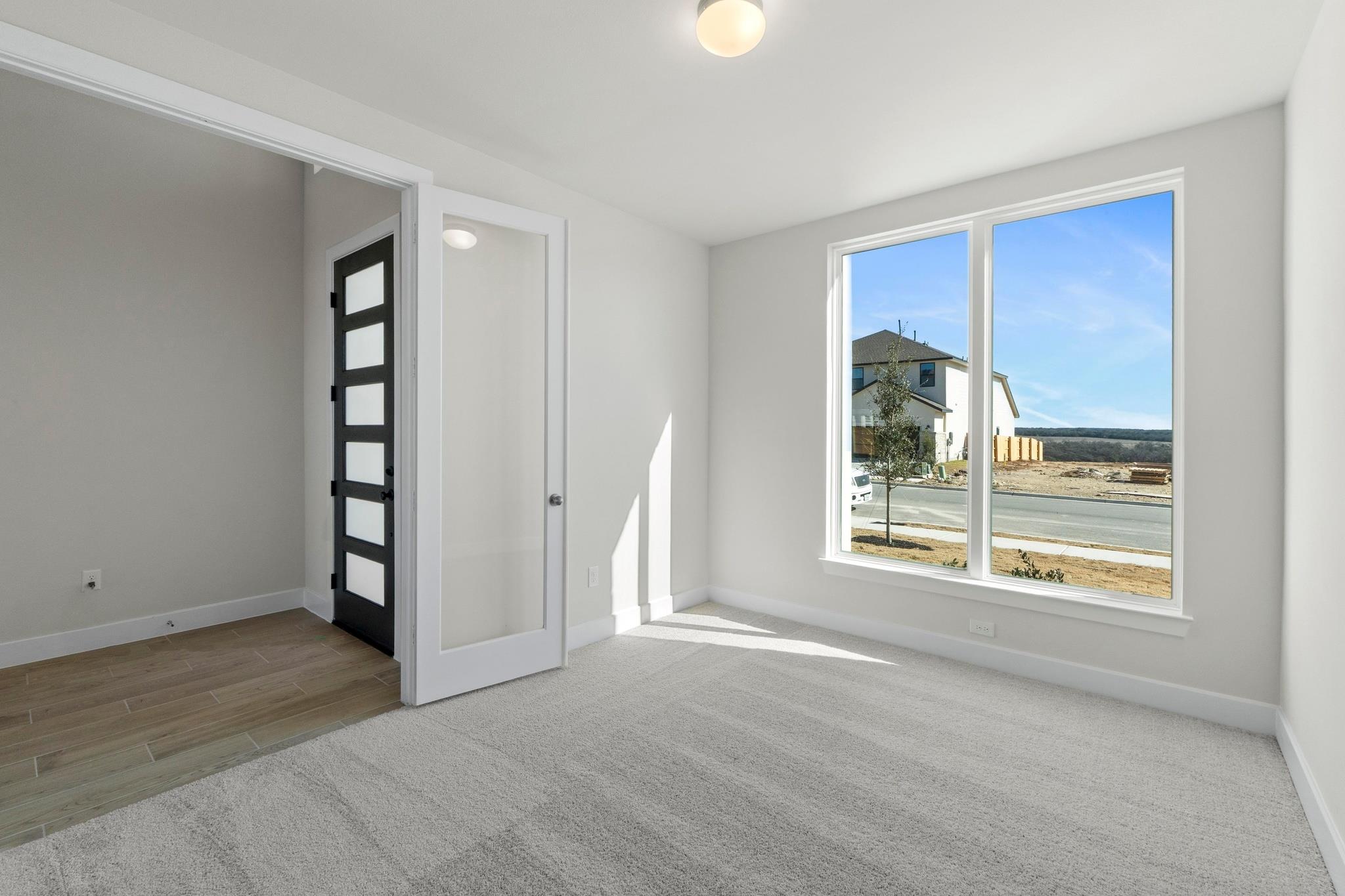 237 Sheepdog Dr, Liberty Hill, TX 78642