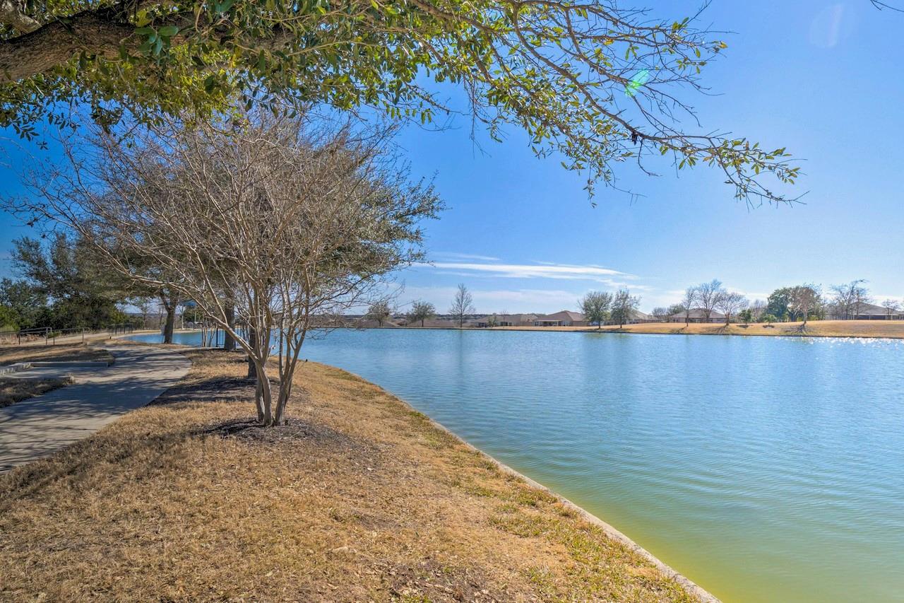 308 Hanging Star Ln, Georgetown, TX 78633