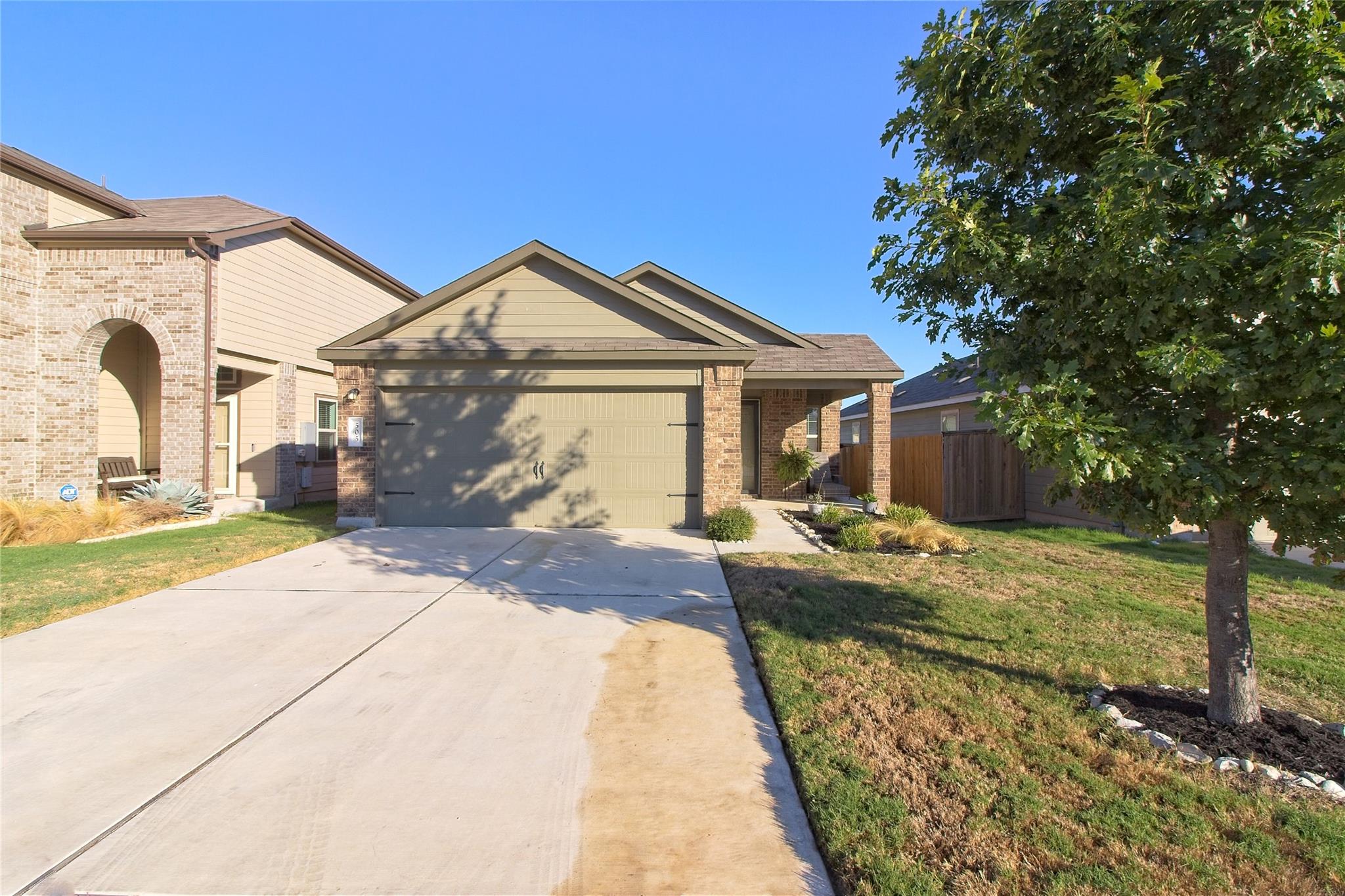 505 Greatest Gift Way, Jarrell, TX 76537