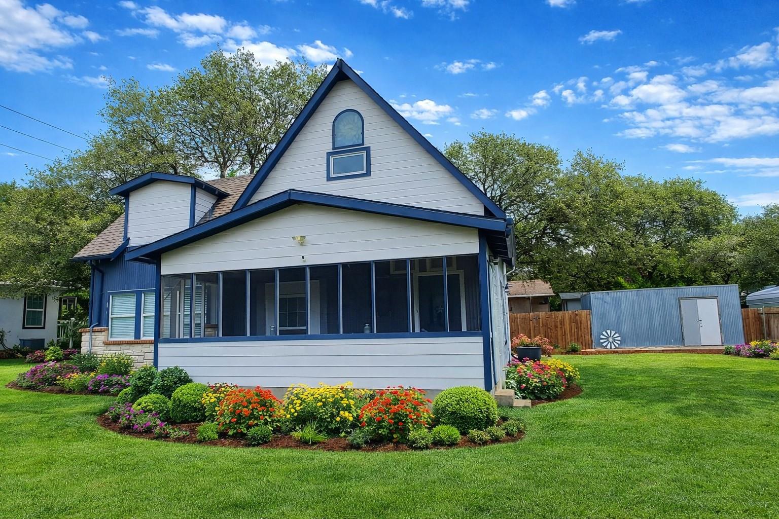 17308 E Darleen Dr, Leander, TX 78641