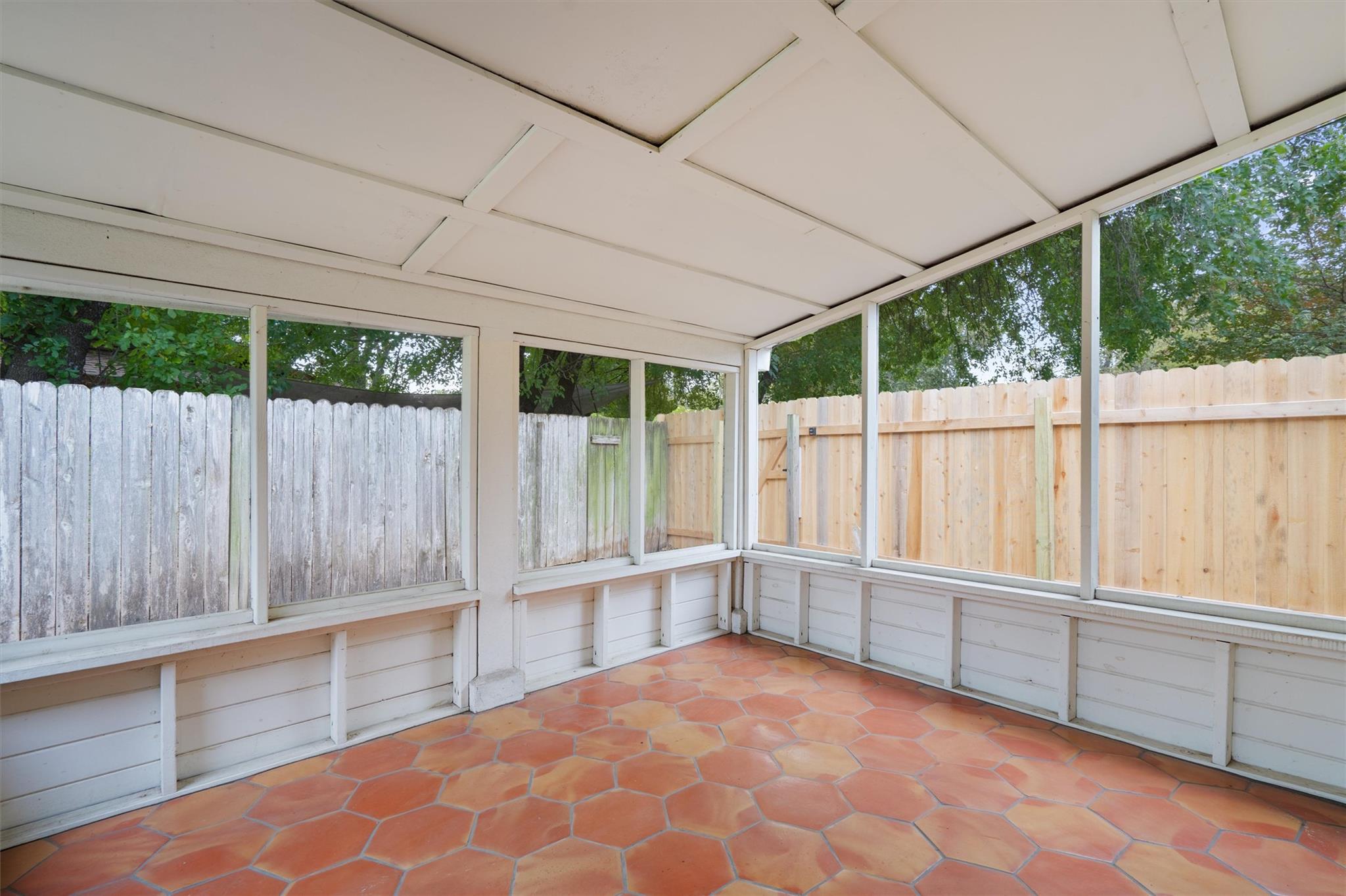 1228 Broadmoor Dr, Austin, TX 78723