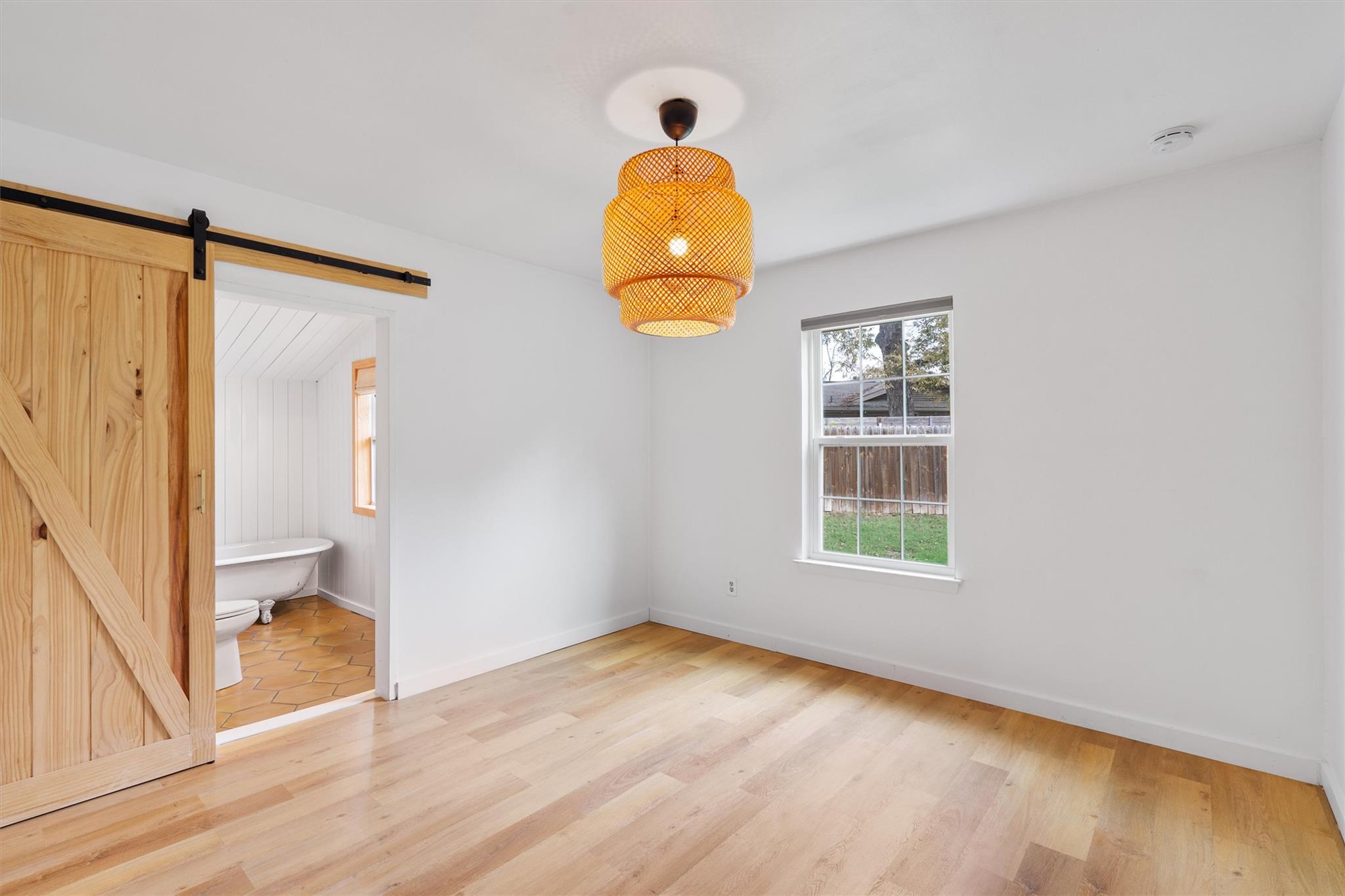 1228 Broadmoor Dr, Austin, TX 78723