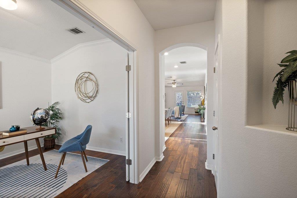 218 Calline Mayes Run, Buda, TX 78610