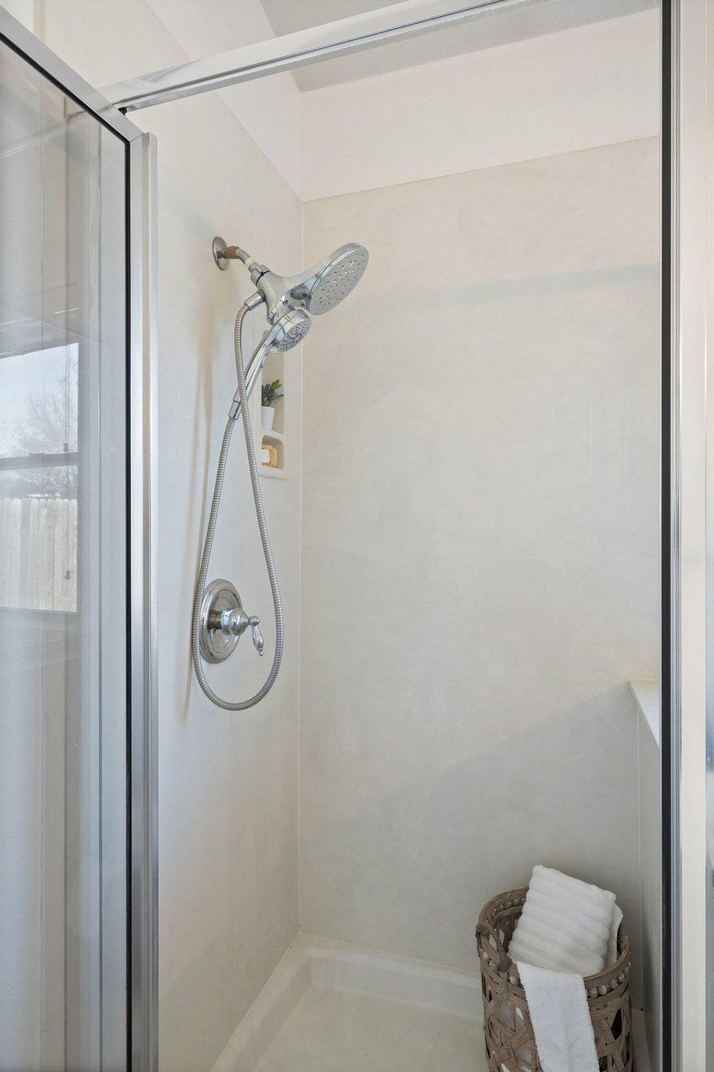 218 Calline Mayes Run, Buda, TX 78610