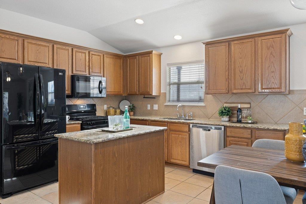 218 Calline Mayes Run, Buda, TX 78610