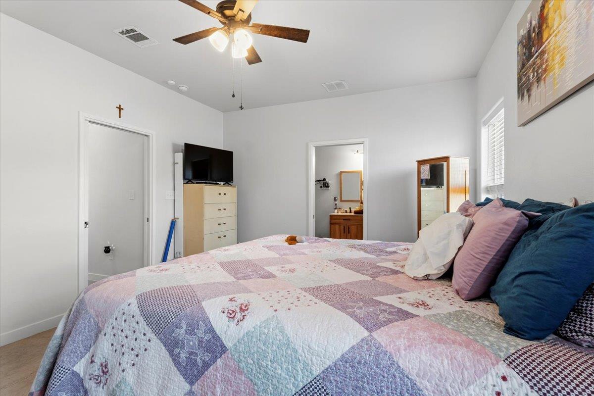 209 Iva Ln, Bastrop, TX 78602