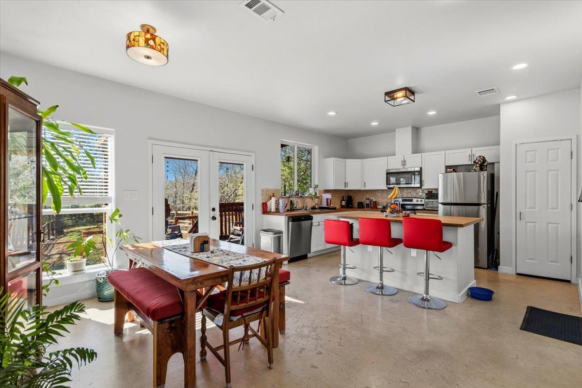 209 Iva Ln, Bastrop, TX 78602